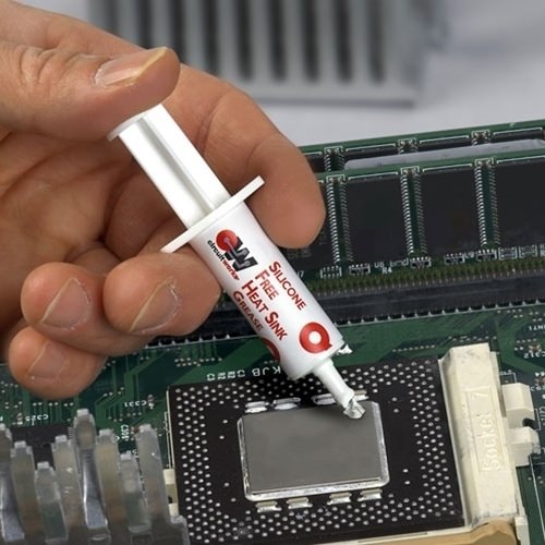 Is heat sink compound (thermal paste) electrically conductive?